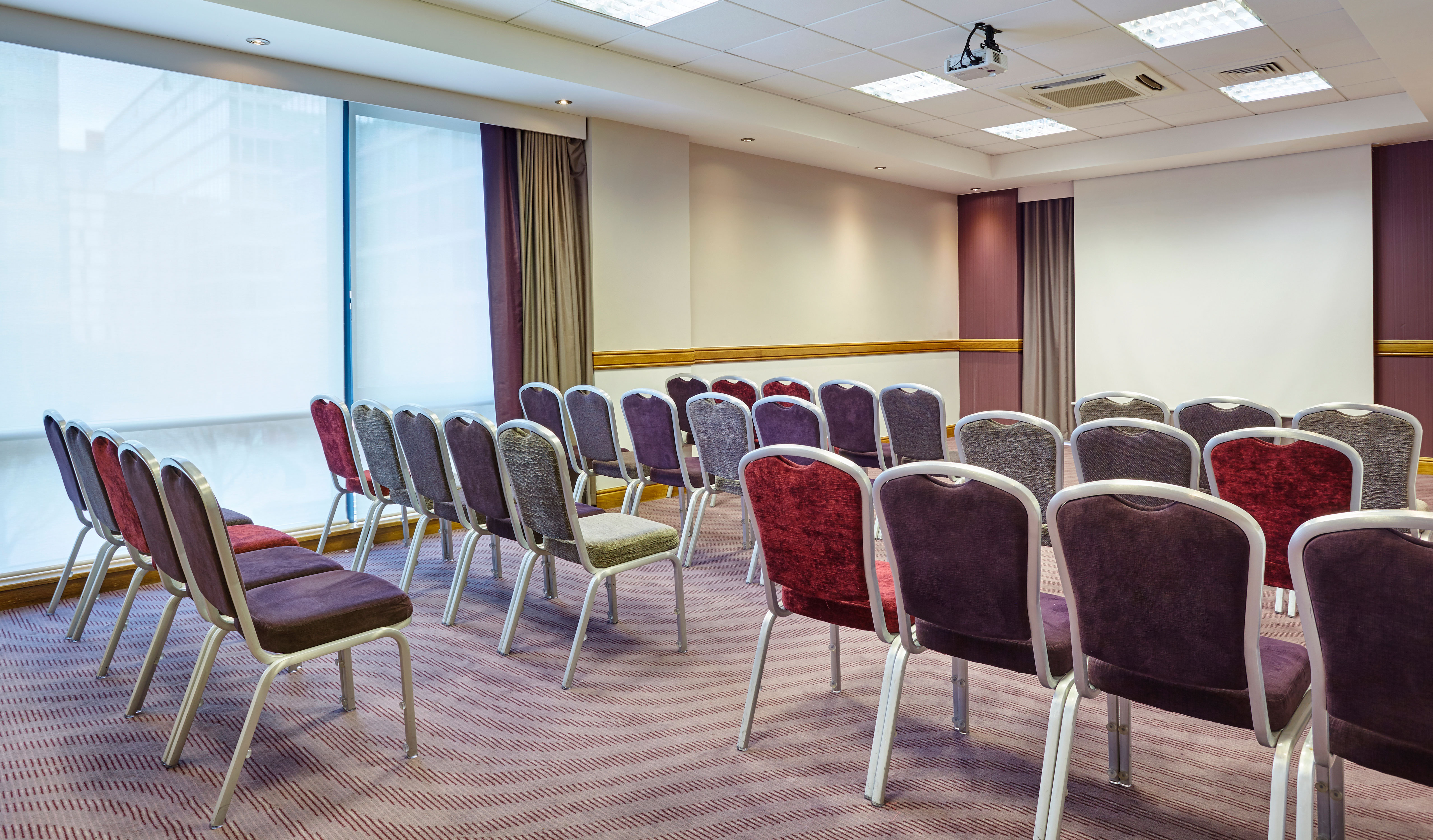 Leonardo Hotel Milton Keynes 14/19
