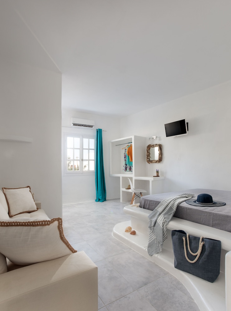 Manios Suites 13/48