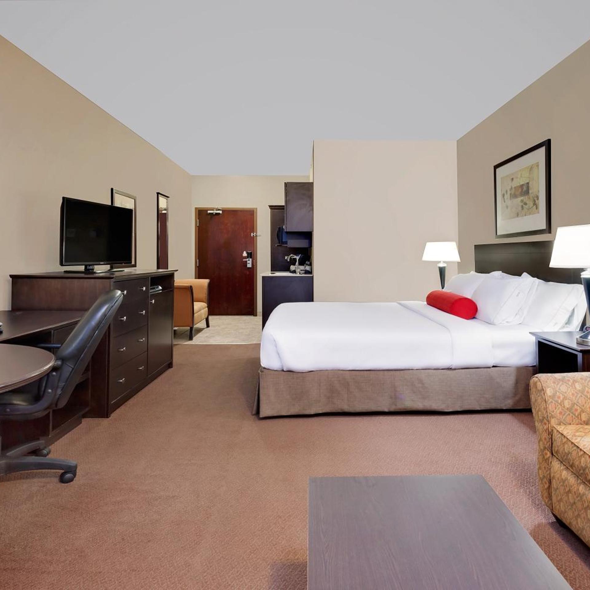 Deluxe, King Bed, Sofa