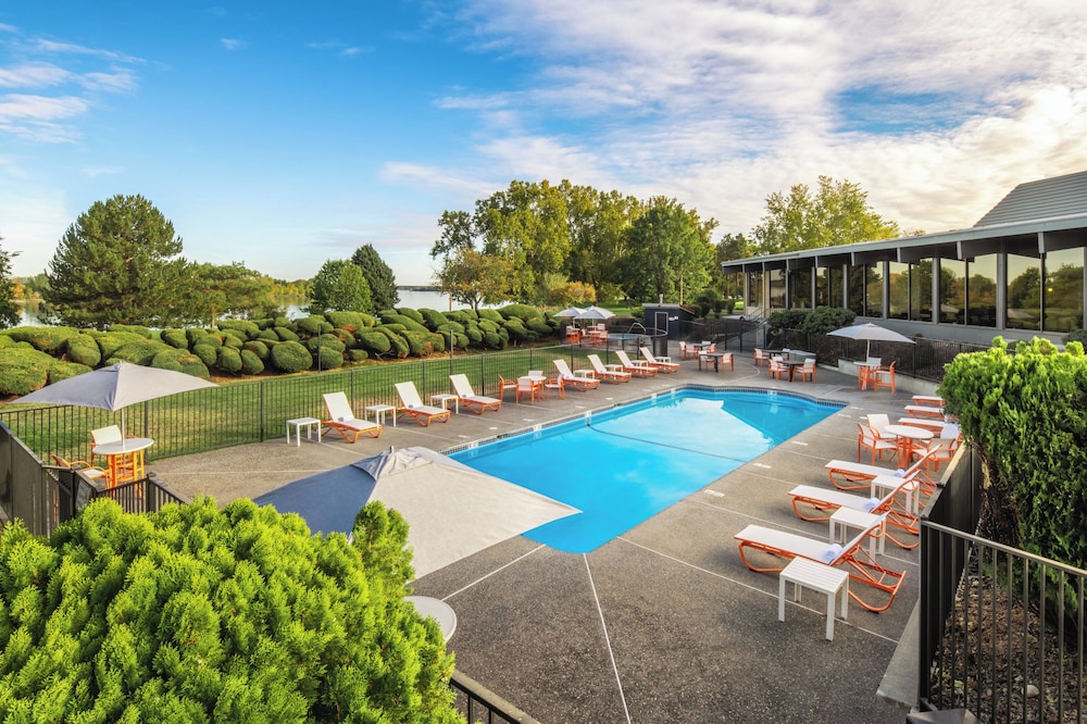Holiday Inn Richland on the River, an IHG Hotel 63/68