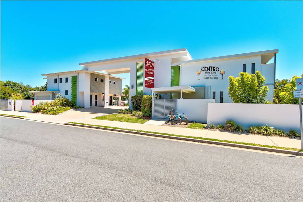 Mackay Oceanside Central Hotel 41/51