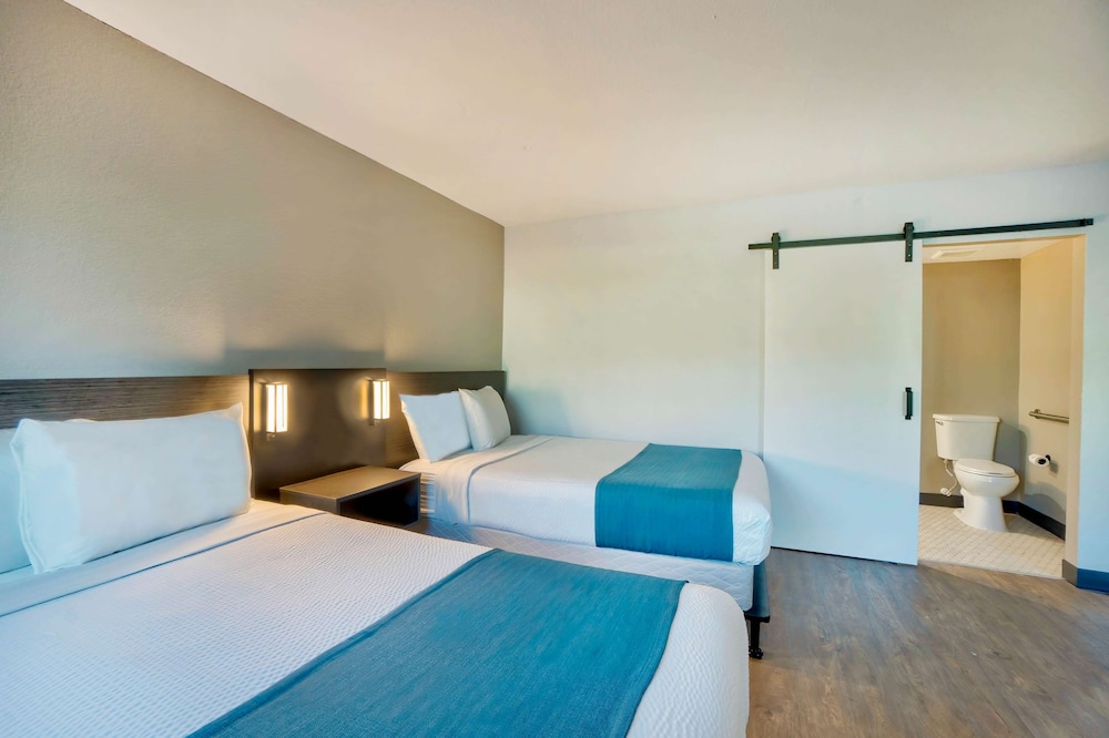 Motel6 Fort Lauderdale, FL 18/44