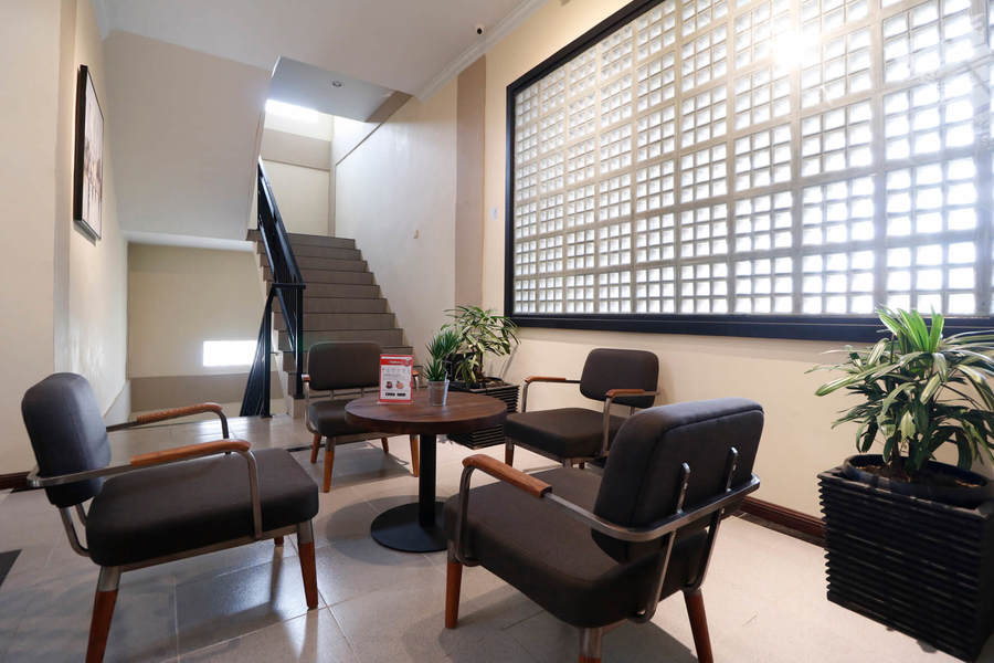 RedDoorz Plus near Universitas Sumatera Utara (RedDoorz - Natio Hotel) 18/21