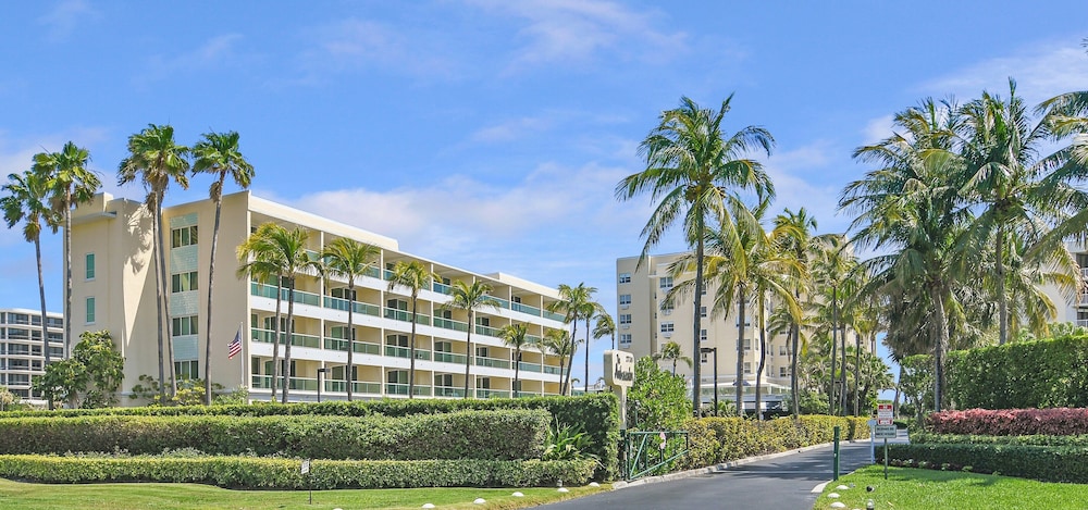 The Ambassador Hotel 3/25