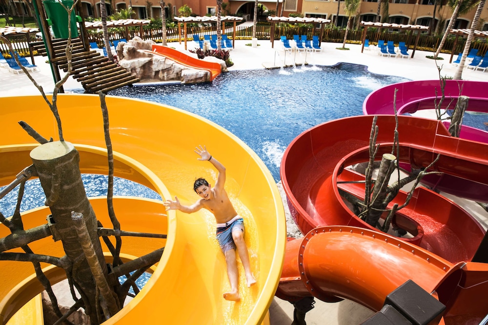 Barcelo Maya Tropical 37/48