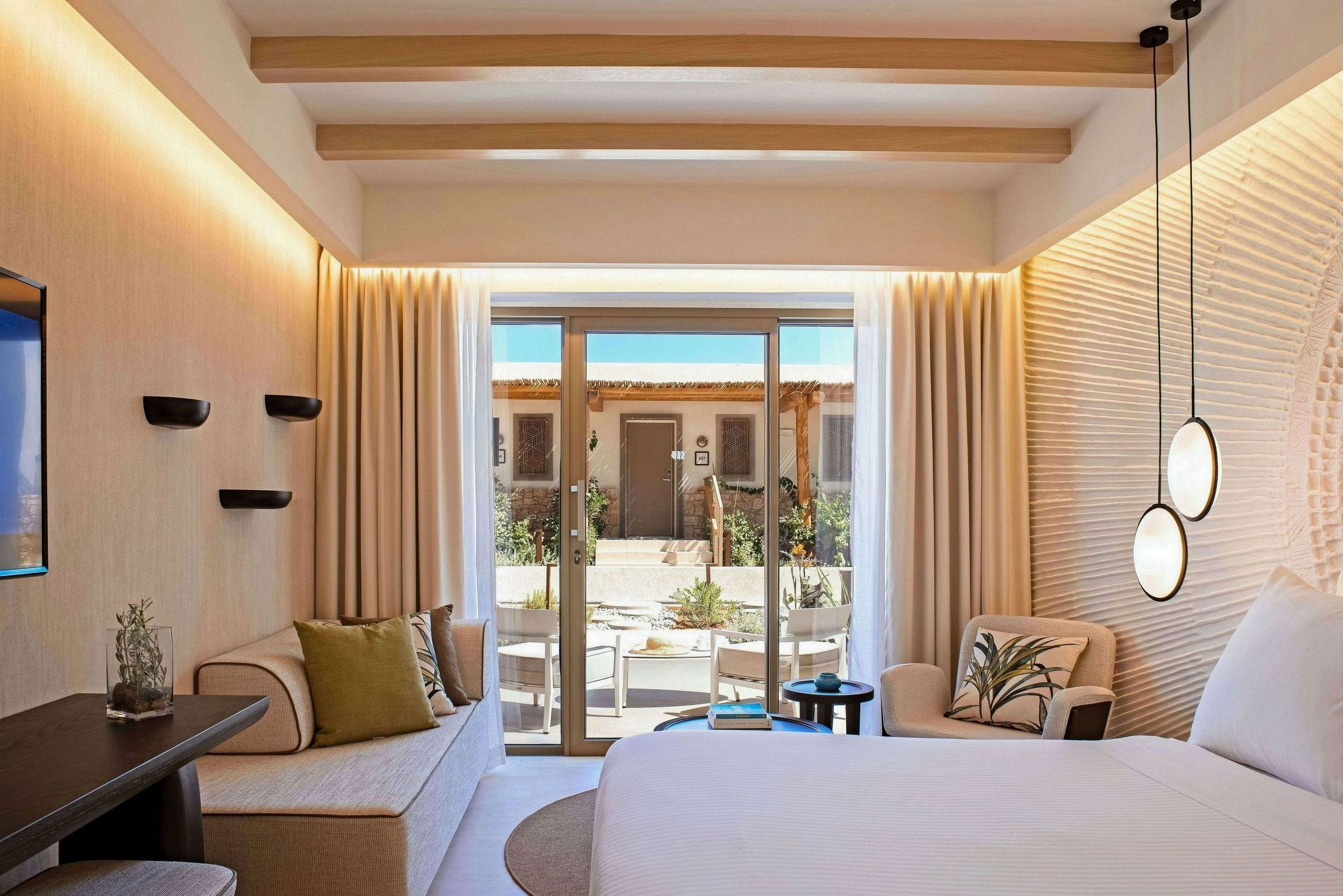 DOUBLE ROOM SUPERIOR GARDEN VIEW