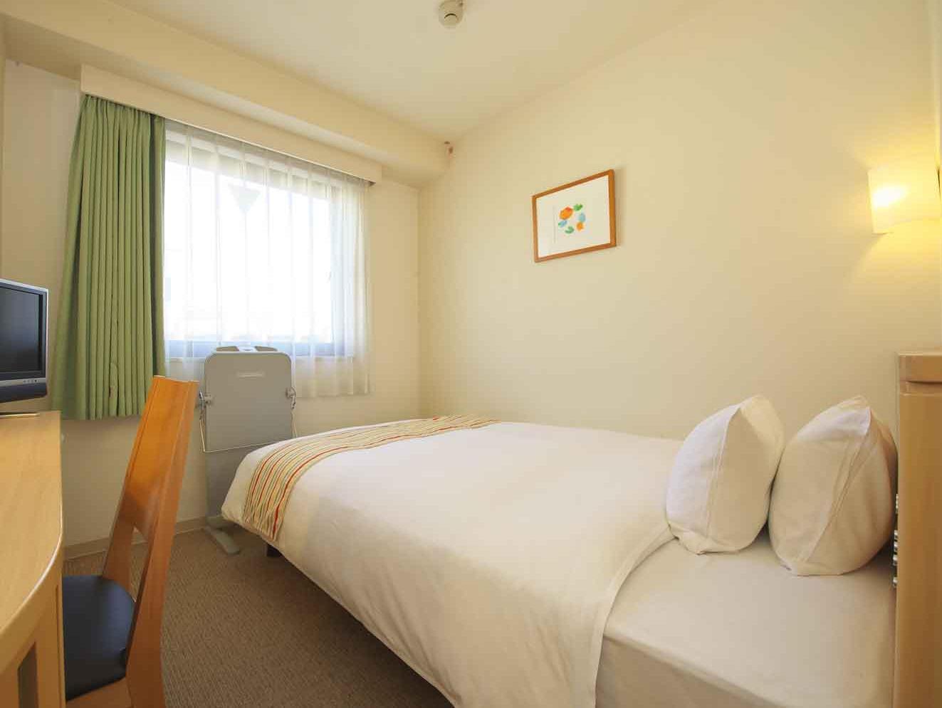 Semi Room, Economy, Semi Double Bed, Smoking
