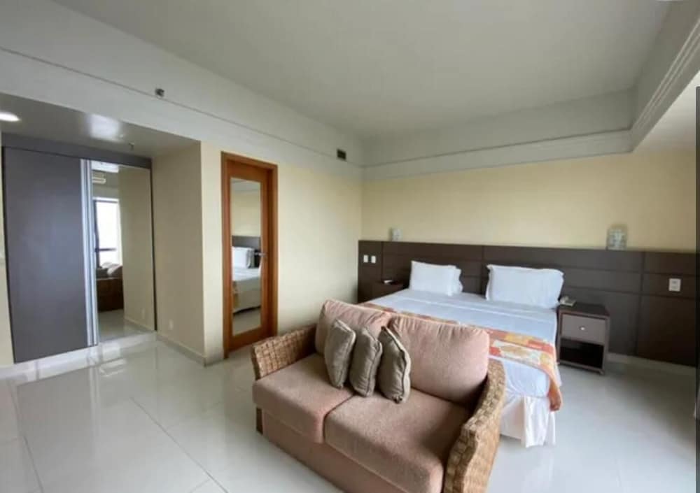 Tropical Executive Hotel 41/62