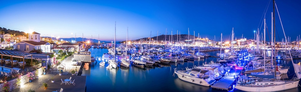 Cesme Holiday Homes Apart Otel 39/50