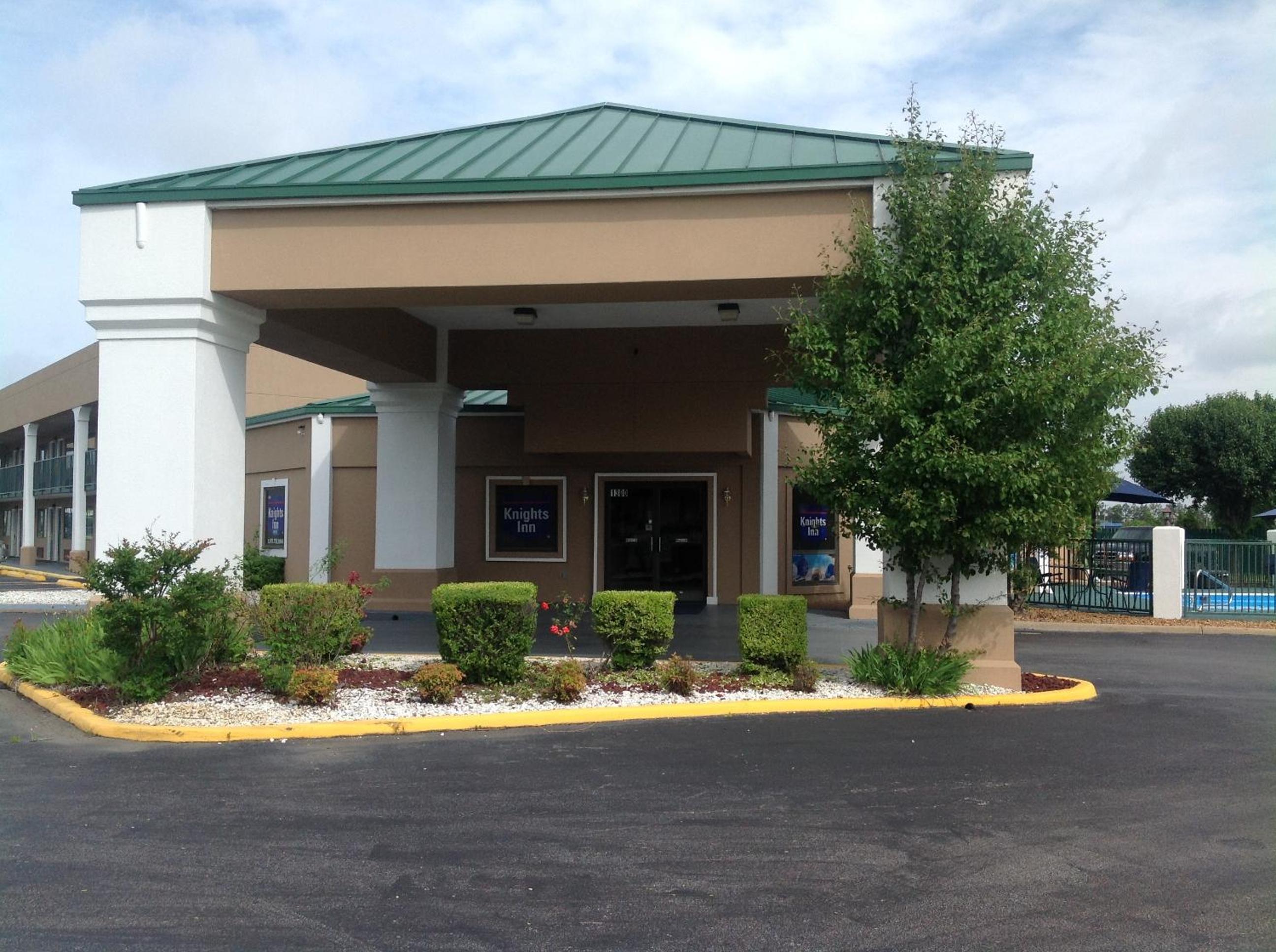 Hallmarc Inn & Suites of West Memphis 2/55