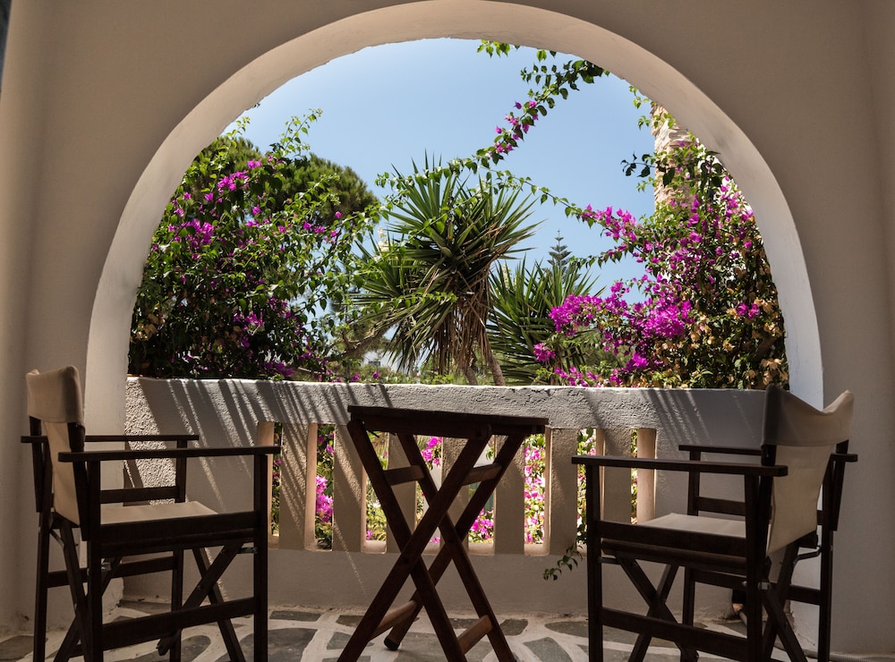 Naxos Beach Hotel 58/71