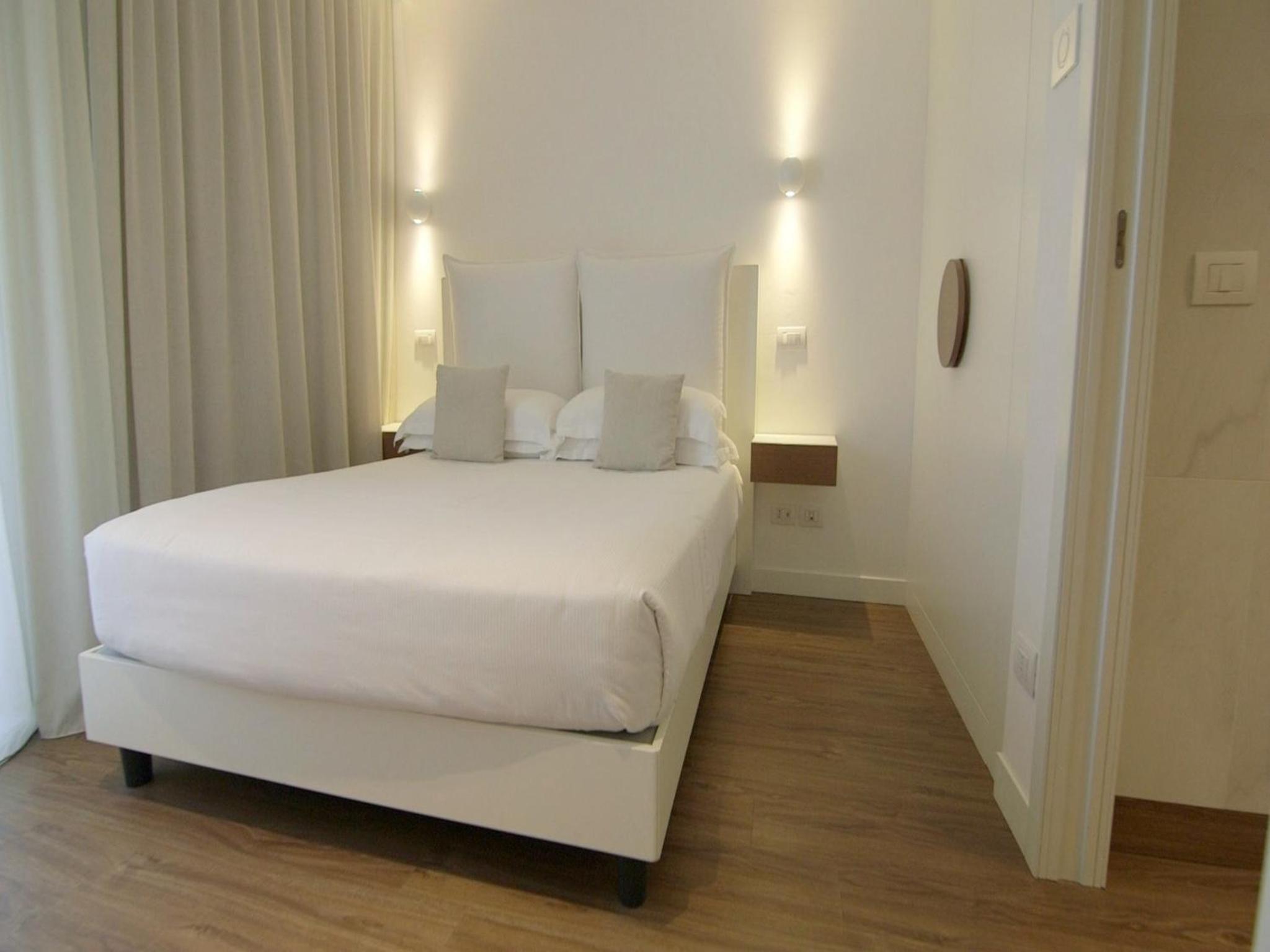 S Suite, Triple، Hotel Select Suites & Spa 6/10