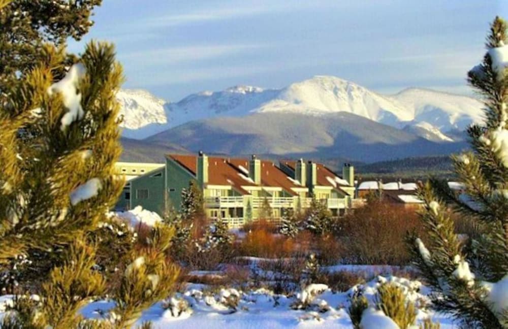 Twin Rivers Condominiums by Alderwood Colorado Management 4/47