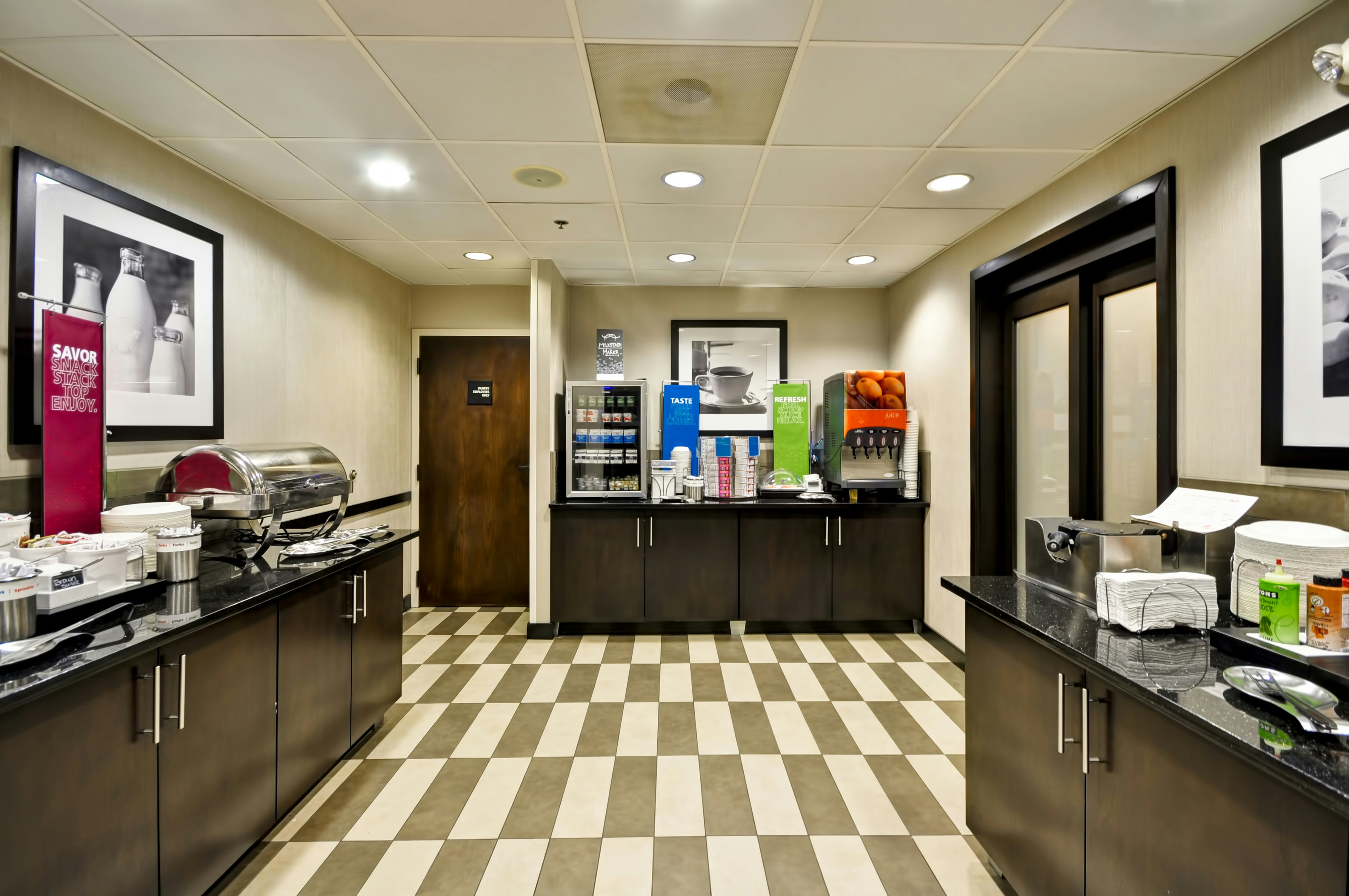 Hampton Inn Kansas City Overland Park 8/76