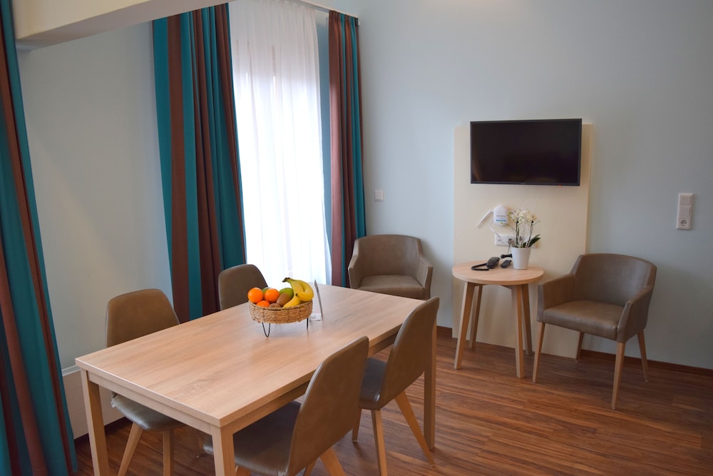 Trip Inn Residence City Center 32/41