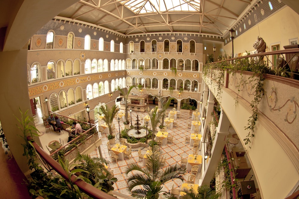 Villa Las Margaritas Sucursal Caxa Hotel 66/68