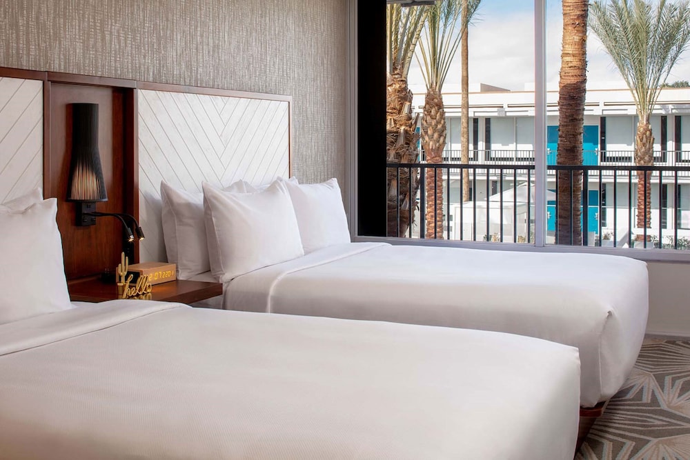 Hotel Adeline 23/64