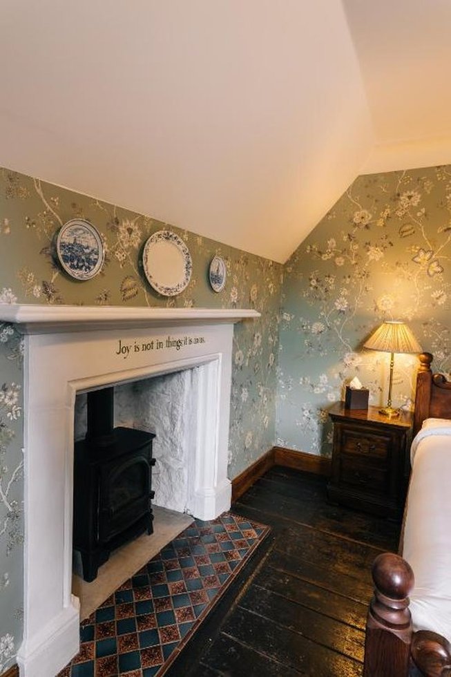 Rokeby Manor 4/37