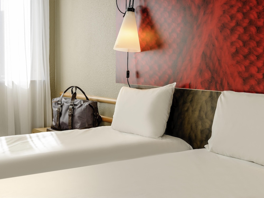 IBIS BERLIN MITTE HOTEL 38/73