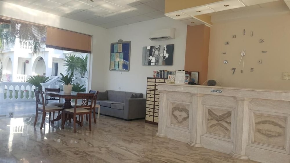 Hotel Mariana Laganas 18/34