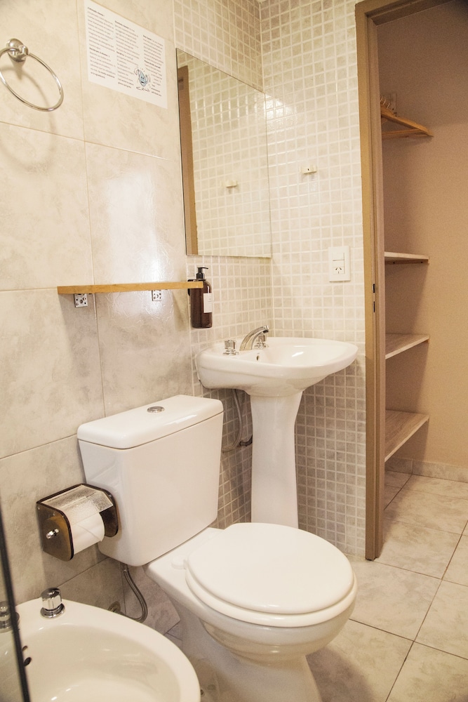 Amigo Del Mundo Hosteria Y Apart Hotel 48/50