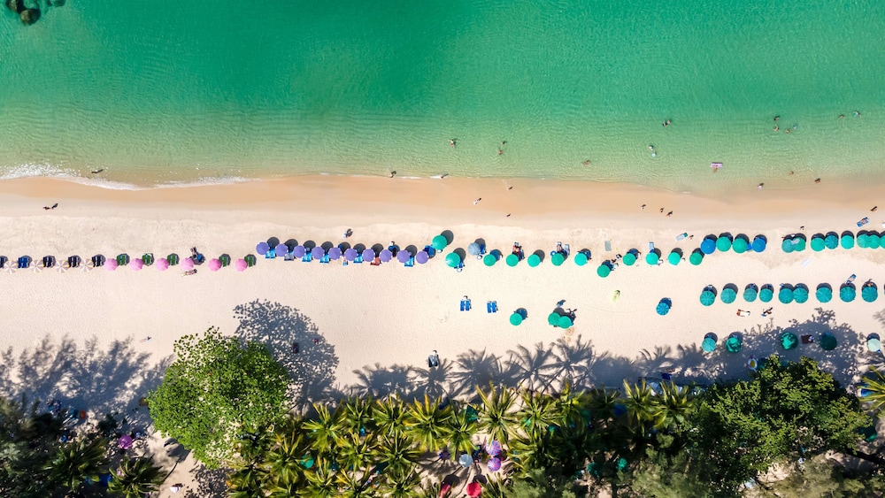 Outrigger Surin Beach Resort 69/74