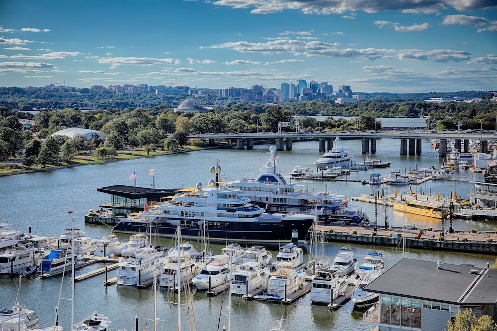 Pendry Washington DC - The Wharf 42/50