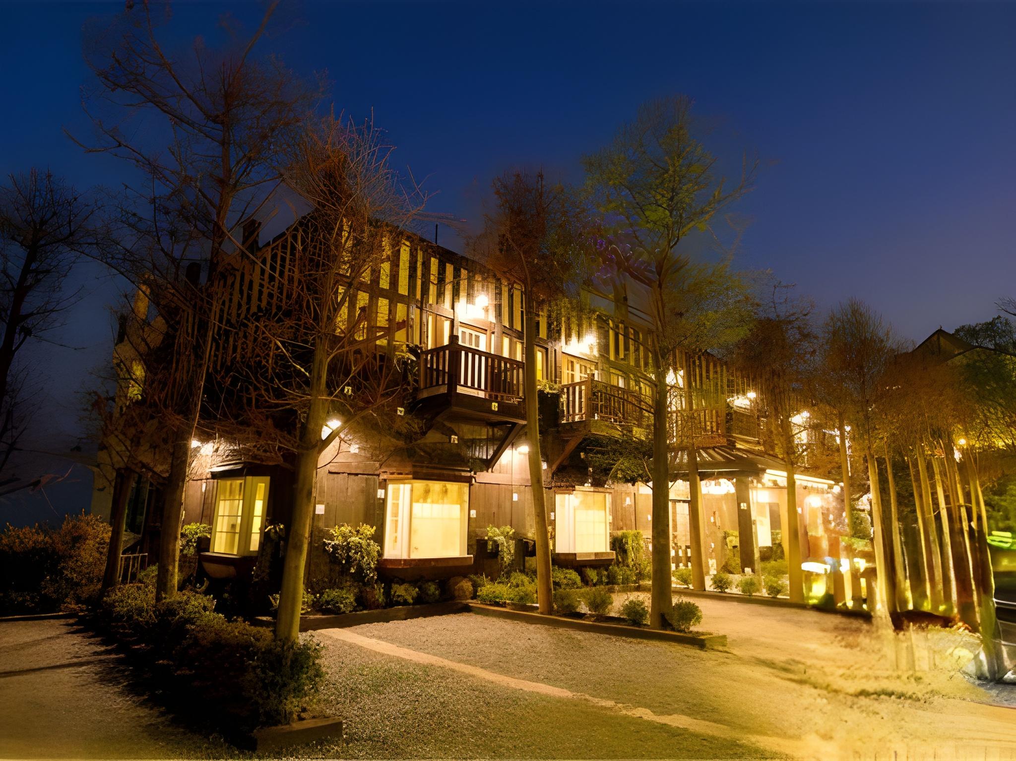 Vanse Hotel 2/43