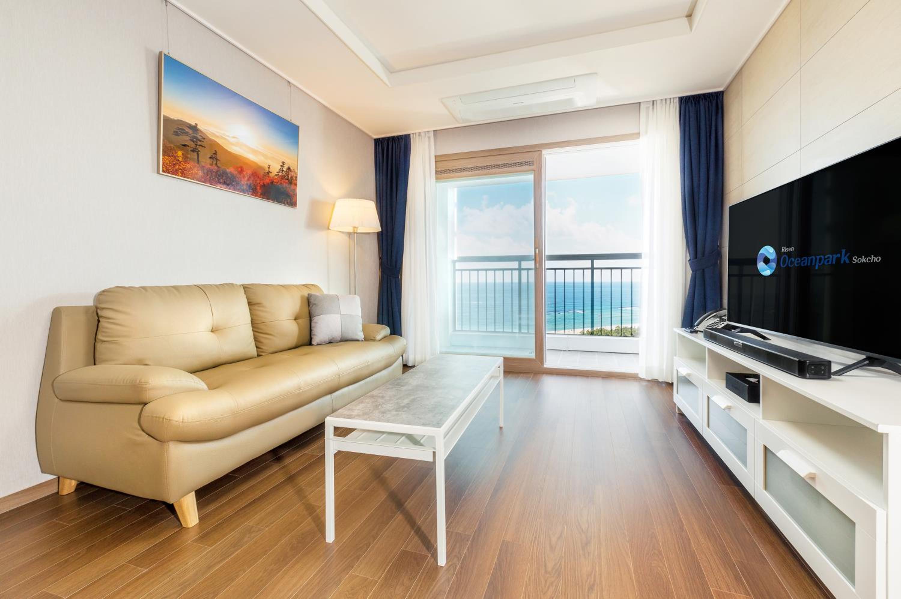 Ocean, Suite