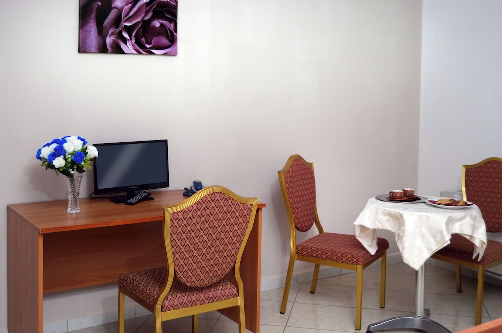 Royal Hotel Montevergine 33/44