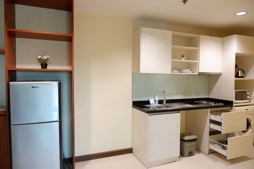 42 Grand Residence 44/49