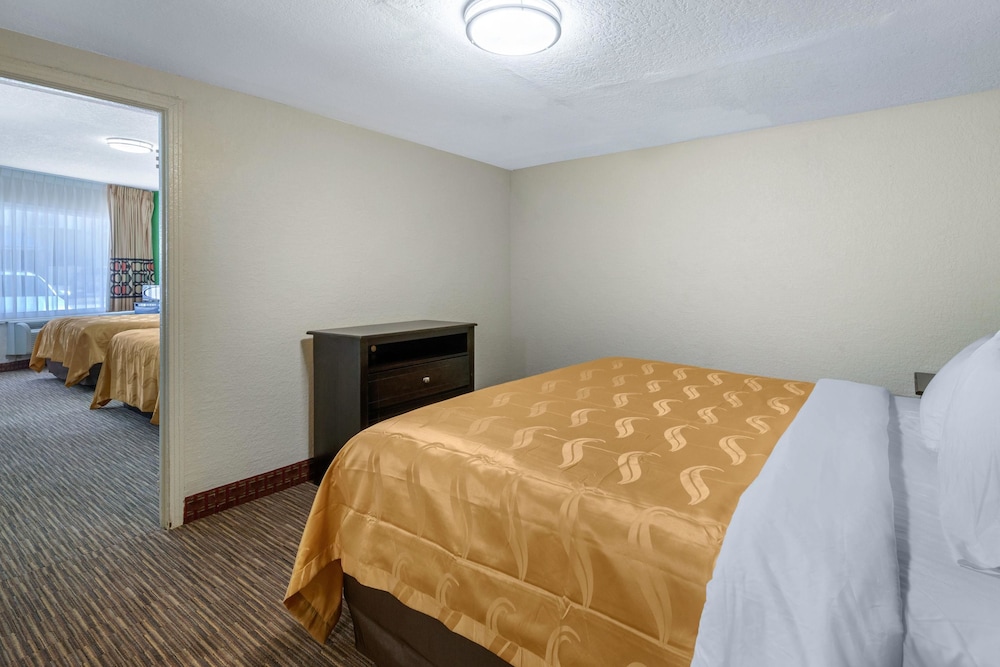 Quality Inn Daytona Beach Oceanfront 15/30