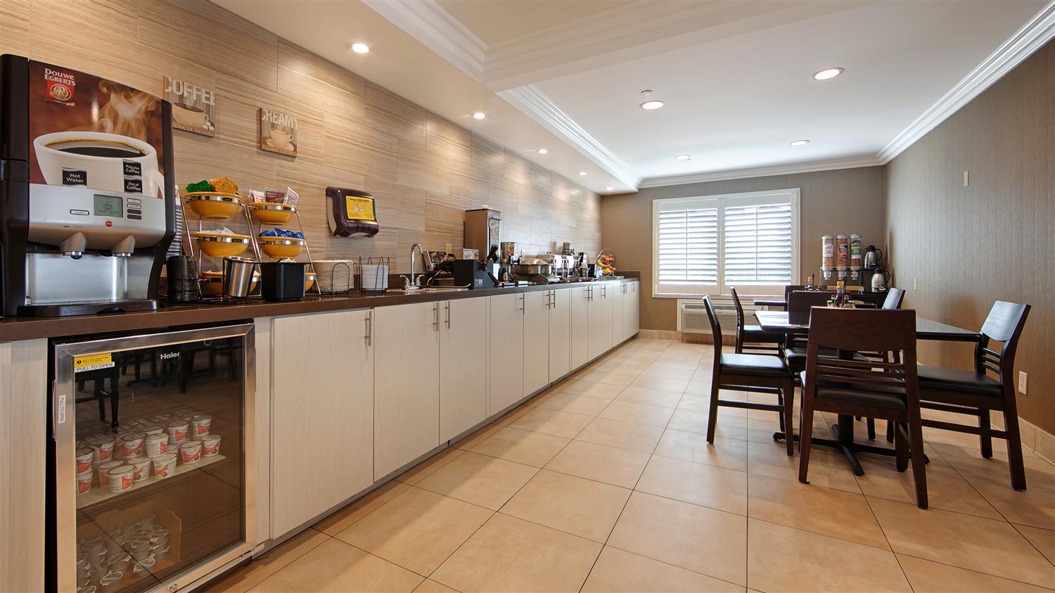 Best Western Burbank Airport Inn 4/4