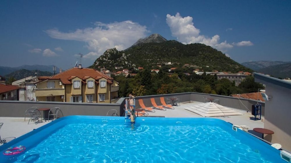 Prvan Hotel 27/36