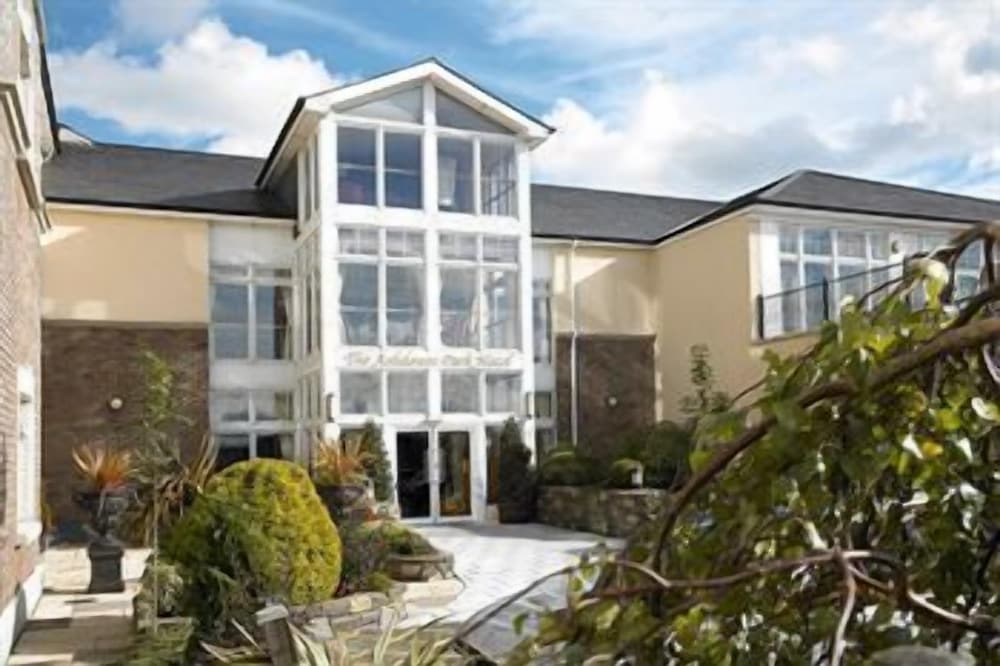 Ashdown Park Hotel 3/34