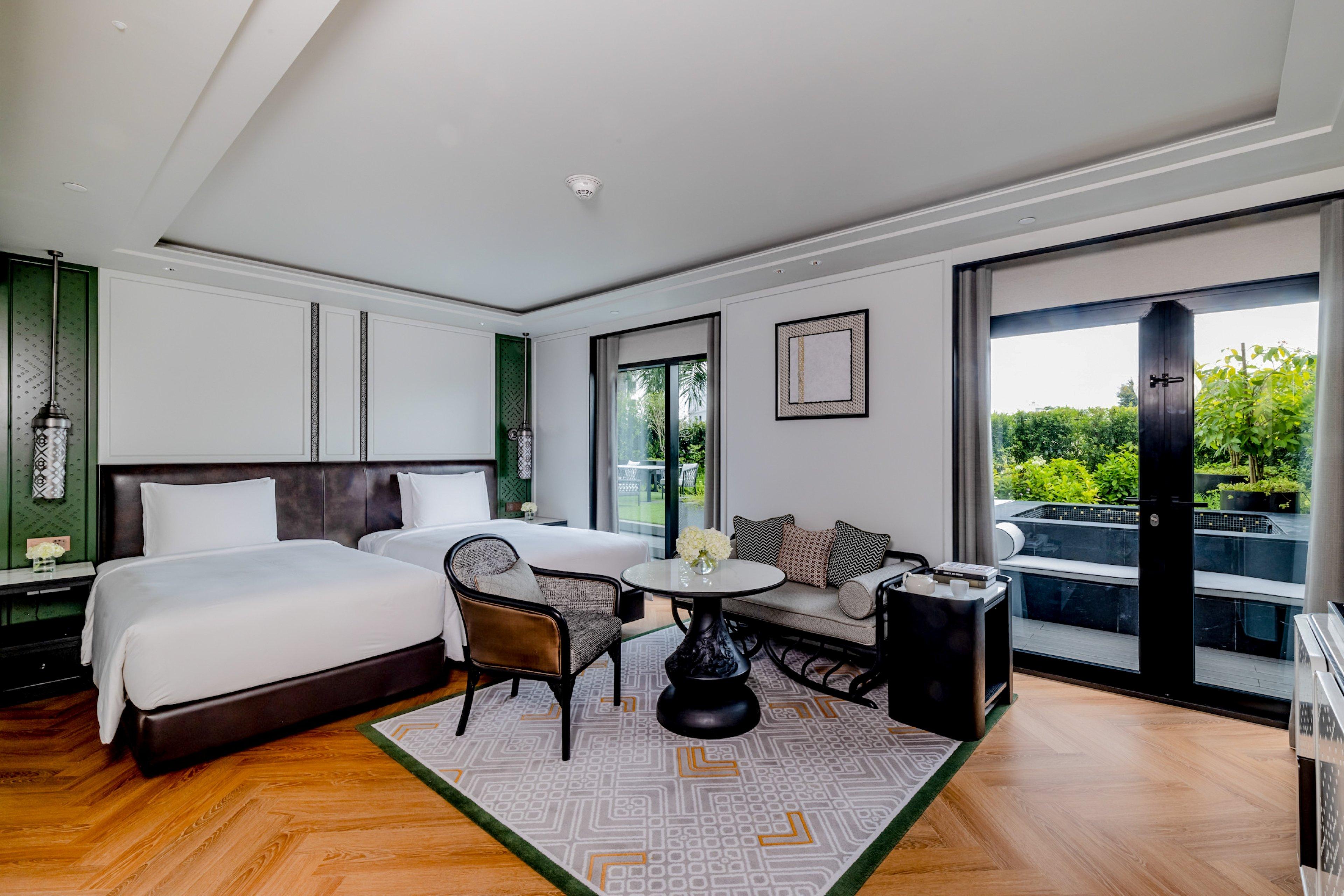 Premium, Twin Beds, Outdoor Jetted Tub, Club Lounge Access