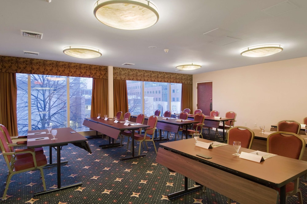 Hilton Providence 30/52