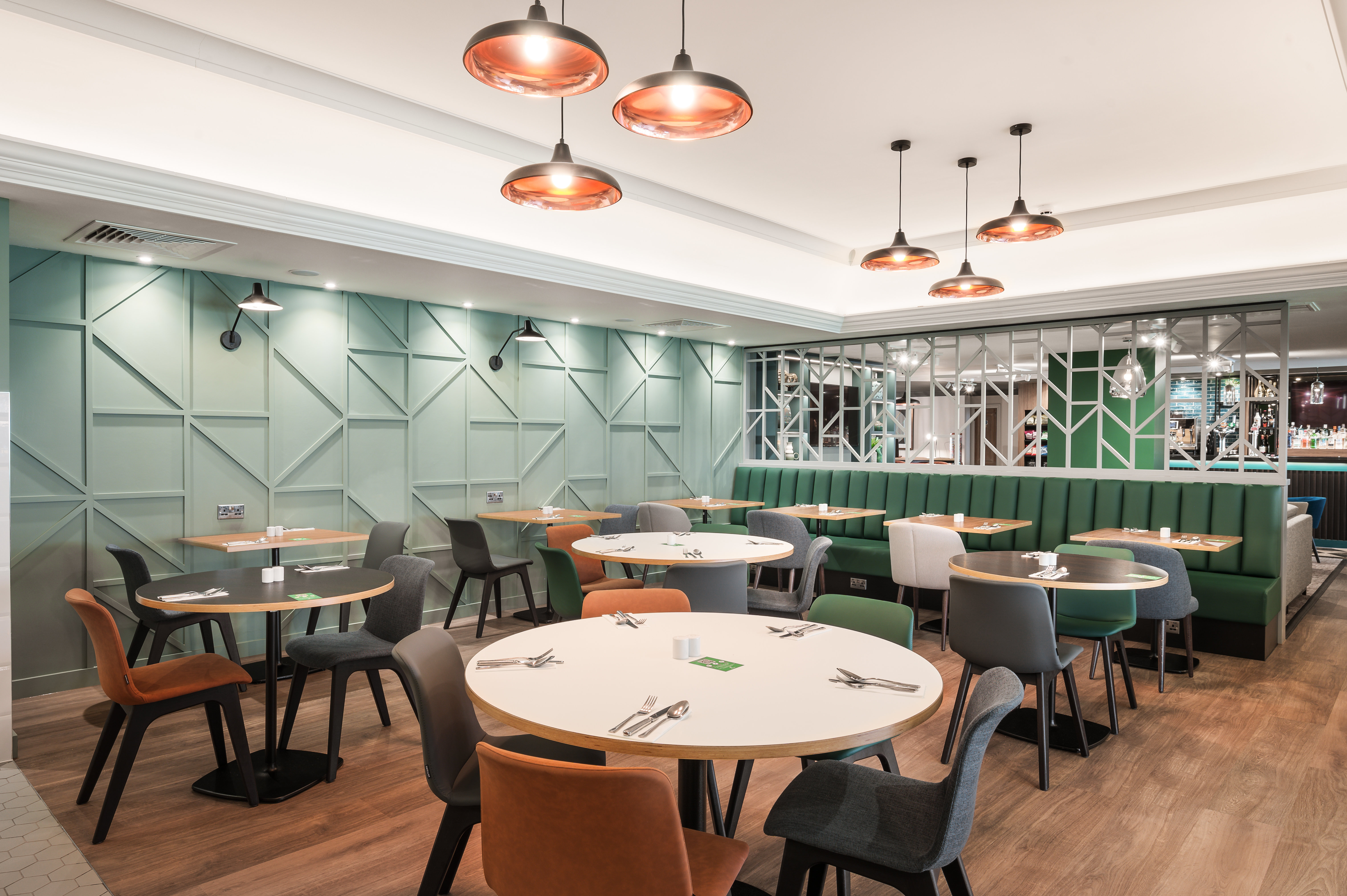 Holiday Inn Reading West 24/37