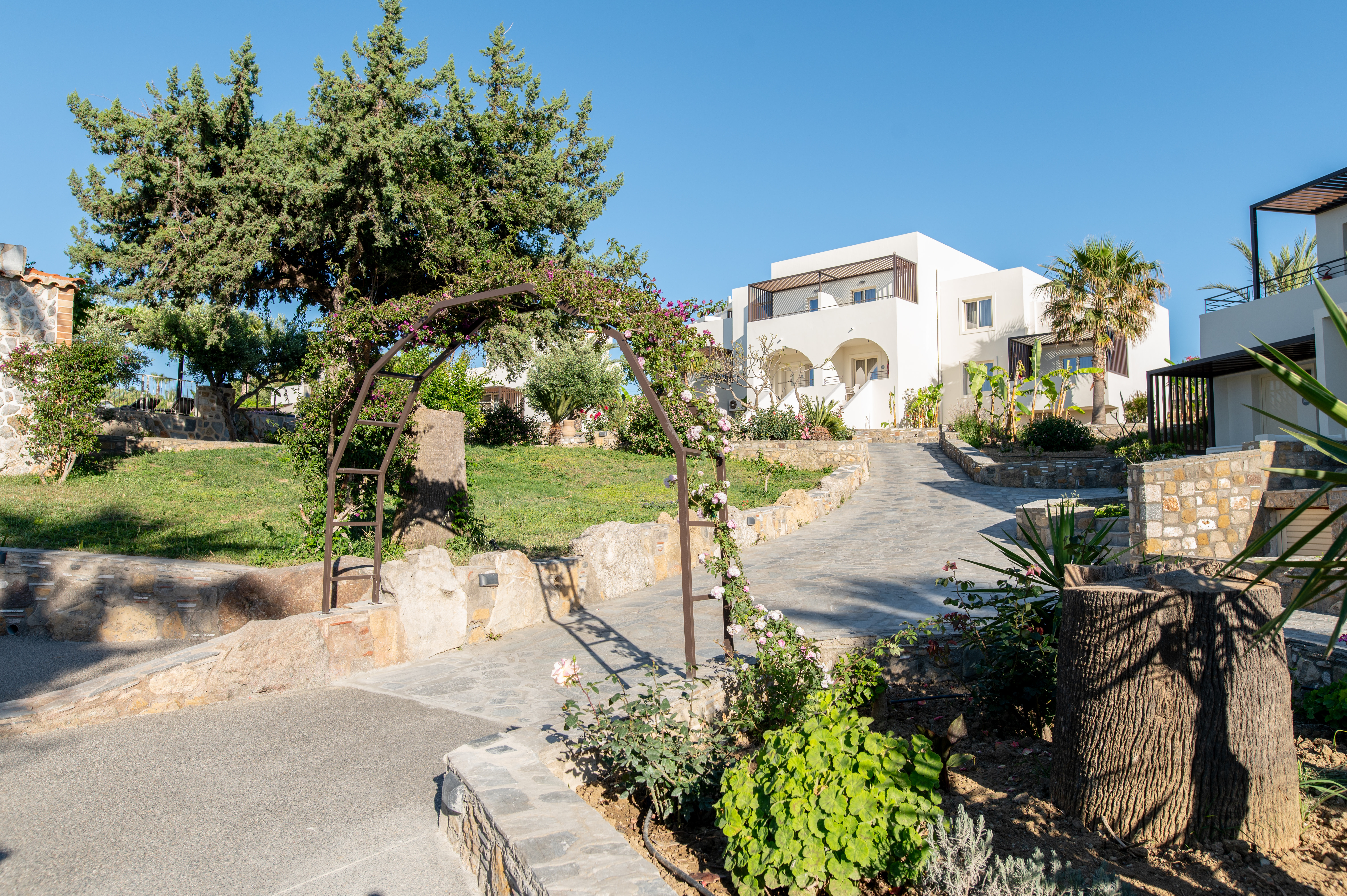 Kouros Palace Active Lifestyle Hotel 150/157
