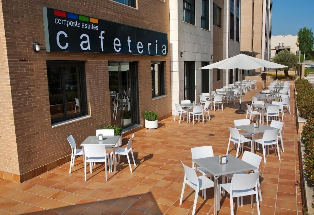 Compostela Suites 57/66