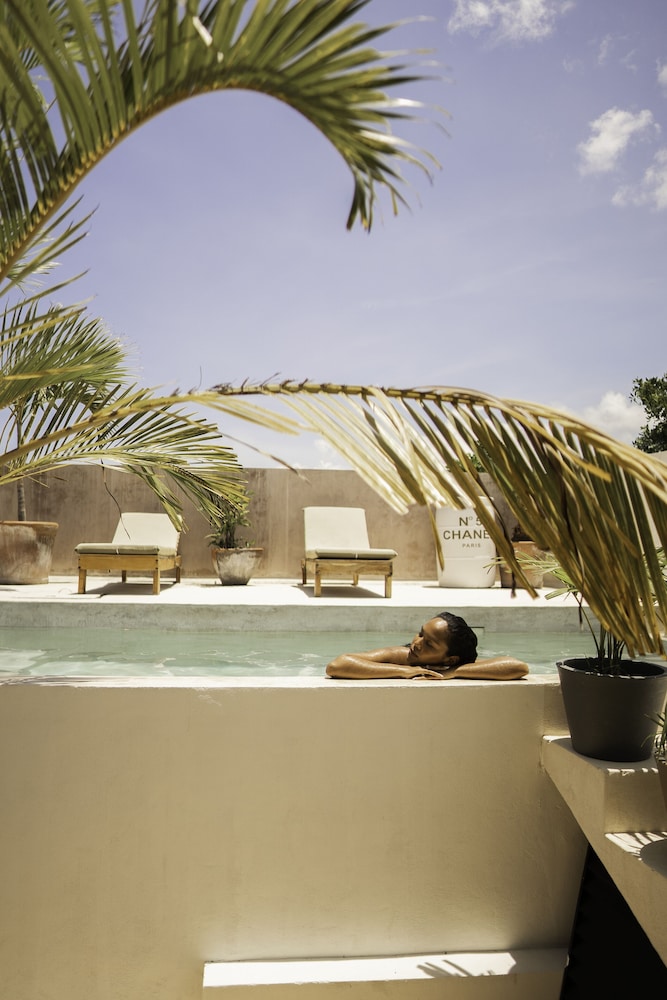 Koos Hotel Tulum 50/57