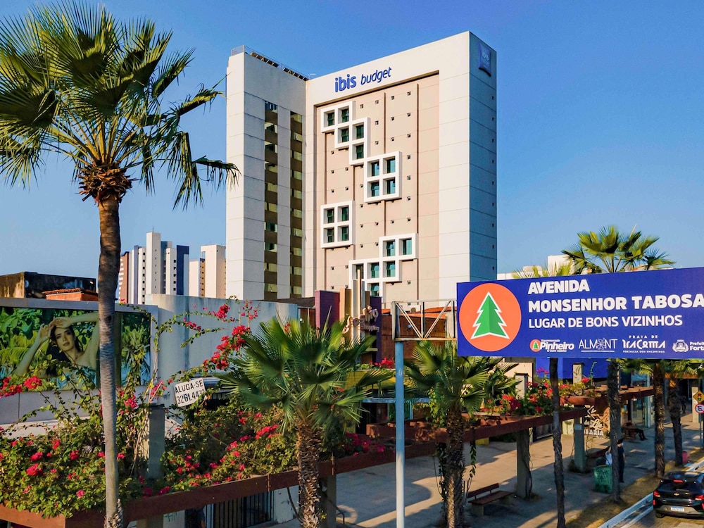Ibis BUDGET Fortaleza Praia de Iracema 43/49
