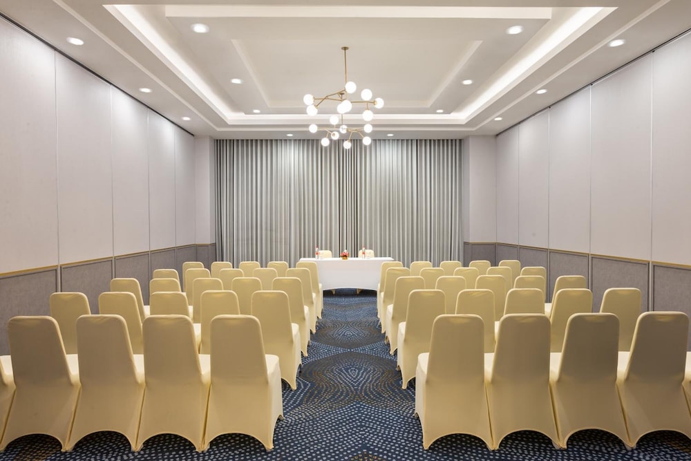 Hotel Santika Pasir Koja 17/21
