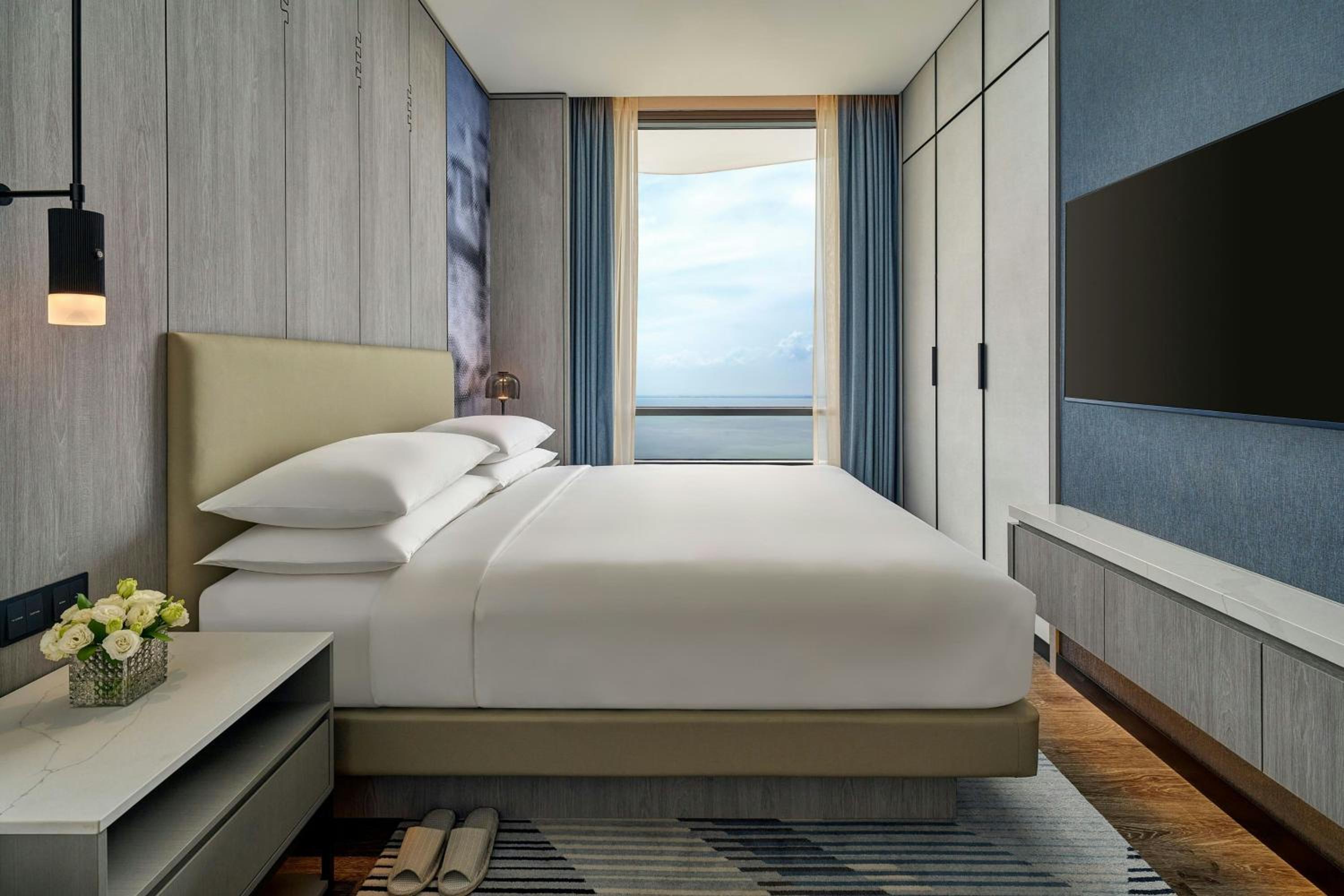 2 Bedrooms, Residential, Suite, 2 King Beds, Sea View