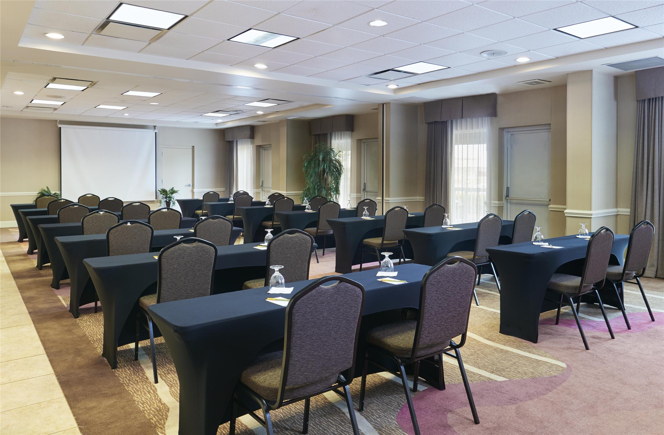 Hilton Garden Inn Charlotte North 38/51