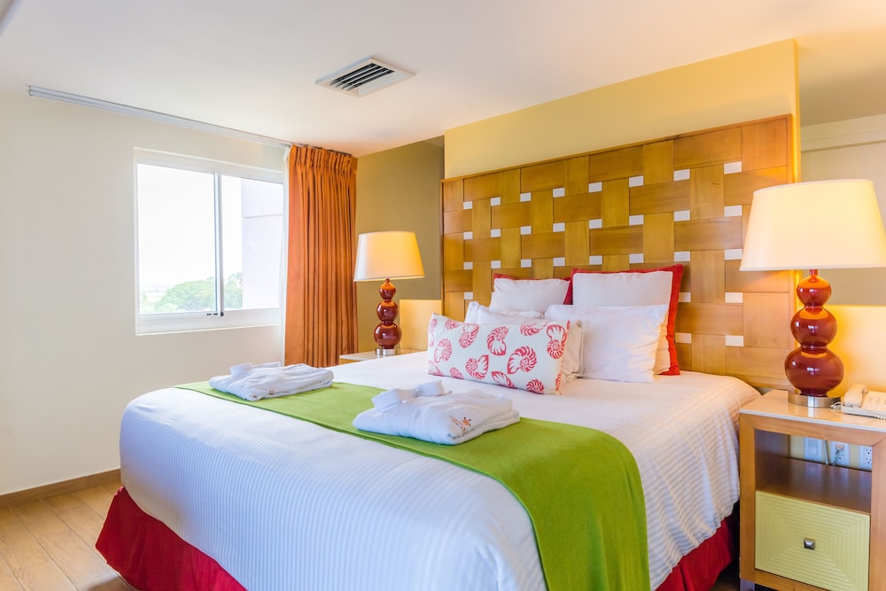 SUN CLUB, MASTER, SUITE