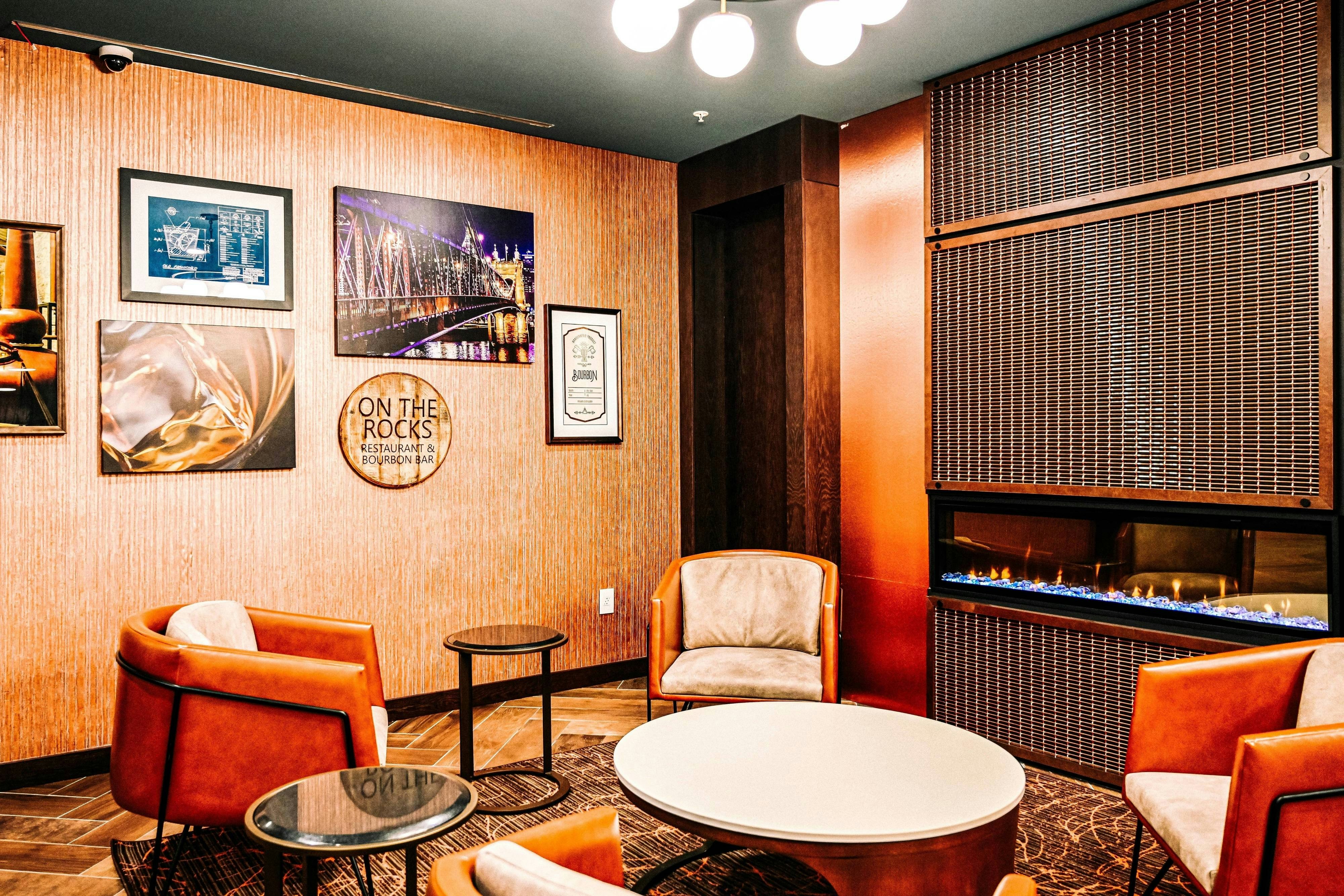 Delta Hotels Marriott Cincinnati Sharonville 17/27