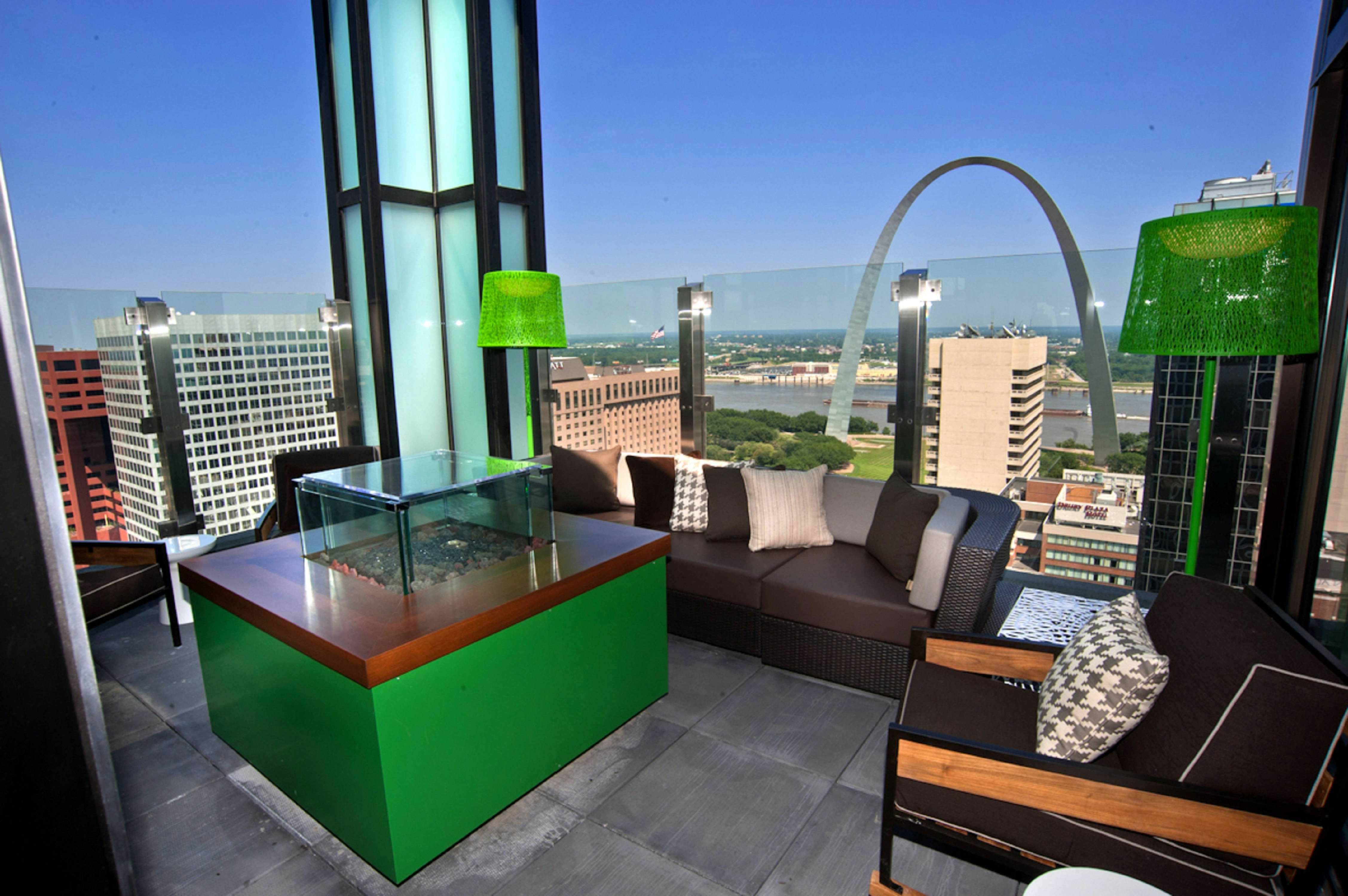 Hilton St. Louis at the Ballpark 42/72