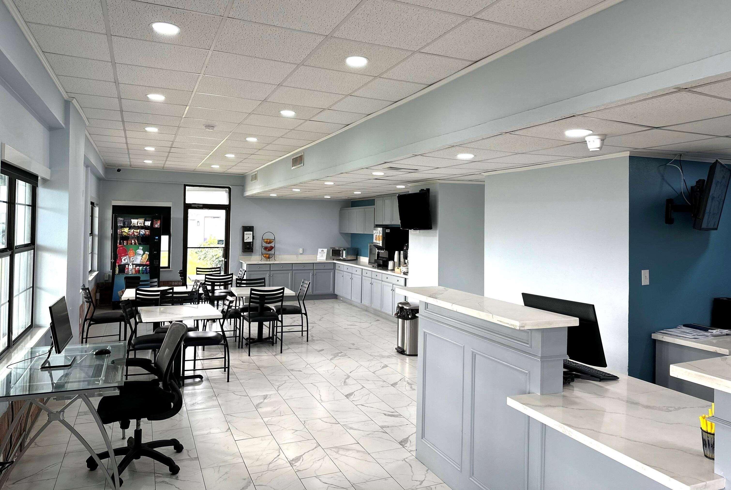 Days Inn By Wyndham Lake Charles 27/32