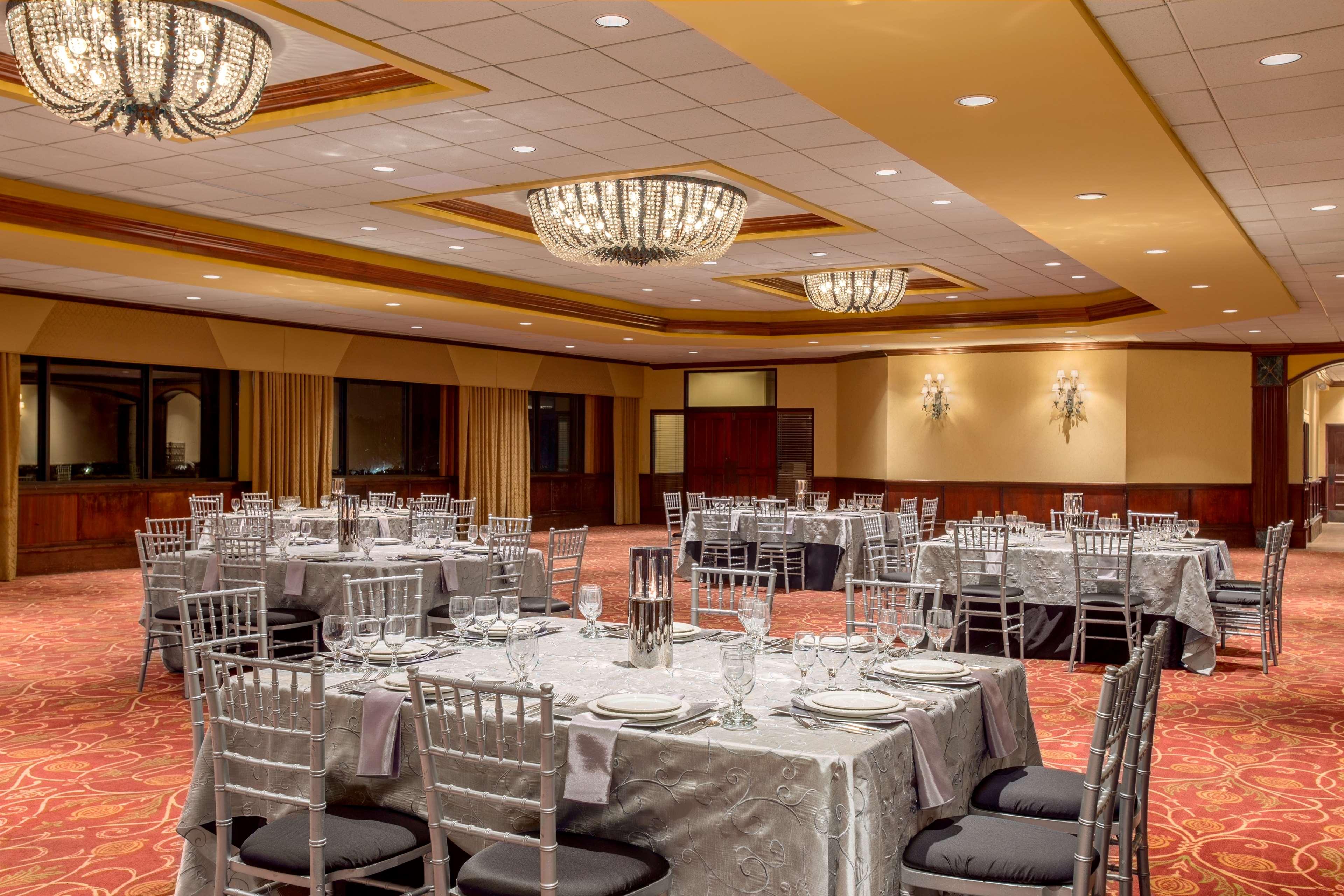 Embassy Suites by Hilton Columbia Greystone 57/67